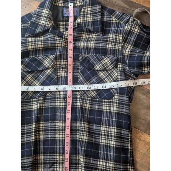 Vintage Pendleton Wool Flannel Shirt Small Navy Blue Plaid Grunge Heritage - Picture 4 of 6